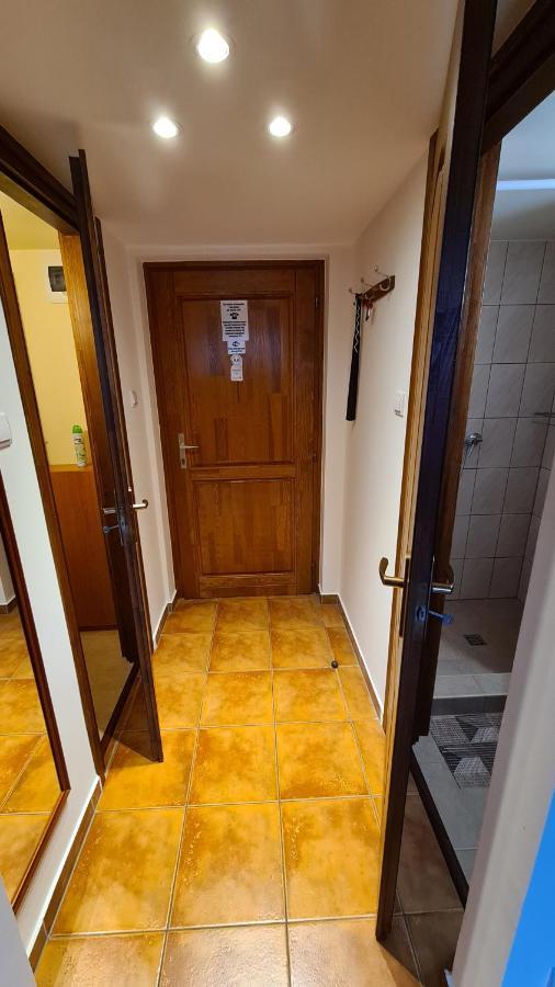 Gyulai Fuerdoe Apartman Luaran gambar