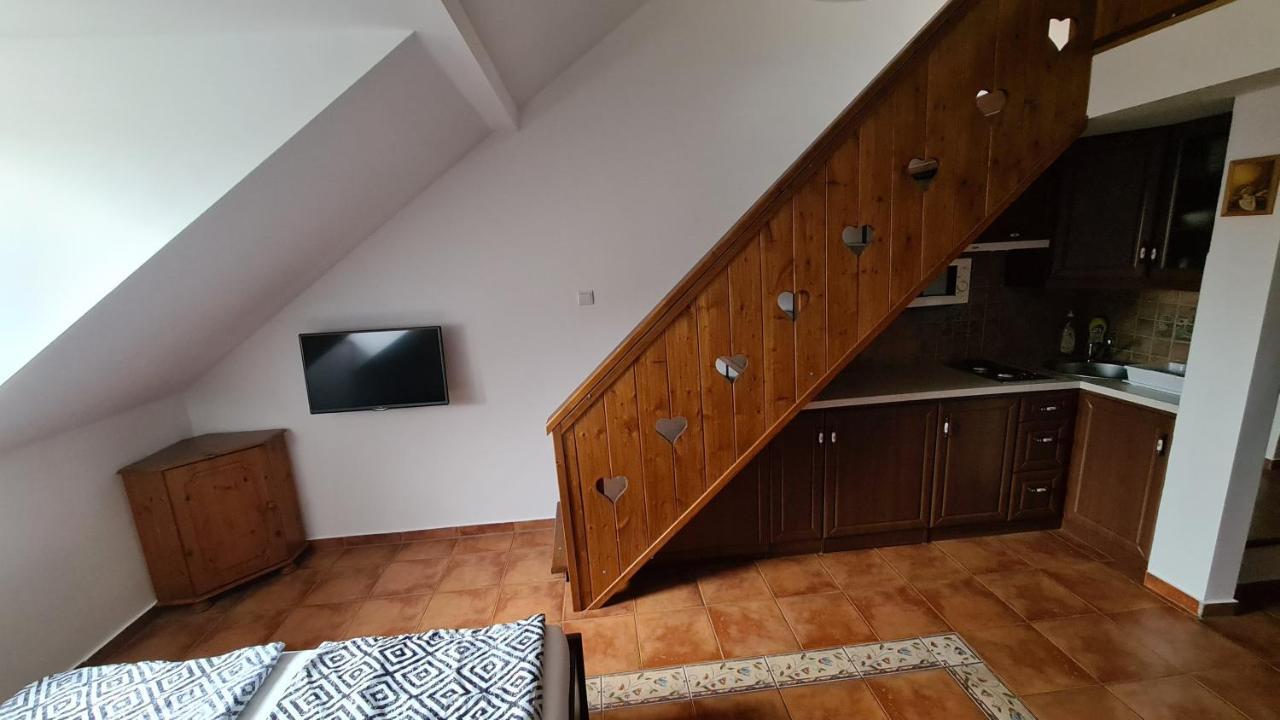 Gyulai Fuerdoe Apartman Luaran gambar